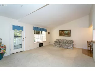 Photo #3: 20448821 Listing