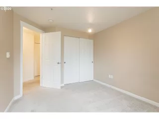 Photo #2: 20450165 Listing