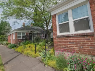 Photo #1: 20450886 Listing