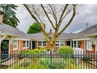 Photo #4: 20450886 Listing