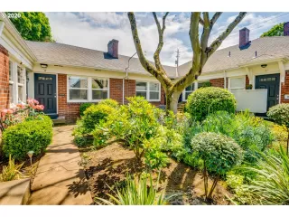 Photo #5: 20450886 Listing