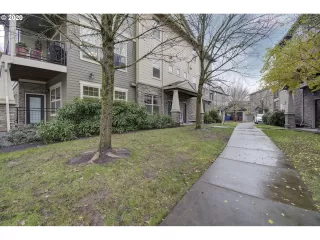 Photo #1: 20450959 Listing 