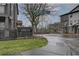 Photo #6: 20450959 Listing 