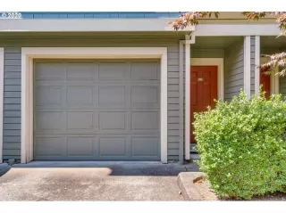 Photo #1: 20451586 Listing