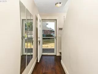 Photo #1: 20452574 Listing