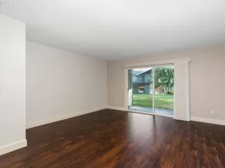 Photo #3: 20452574 Listing