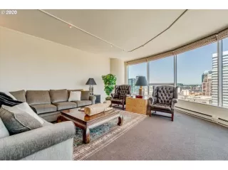 Photo #3: 20452580 Listing 