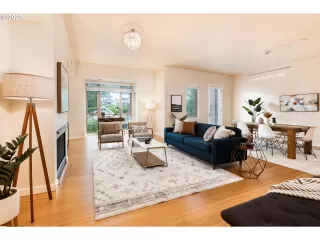 Photo #1: 20452797 Listing