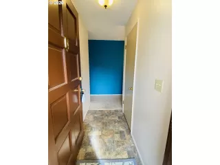 Photo #1: 20453143 Listing 