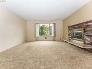 Photo #2: 20453143 Listing 