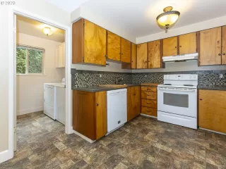 Photo #6: 20453143 Listing 