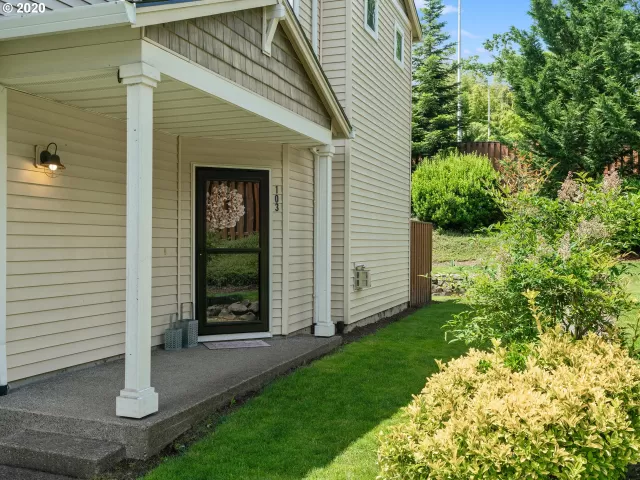 MLS: 20453943 Condo For Sale