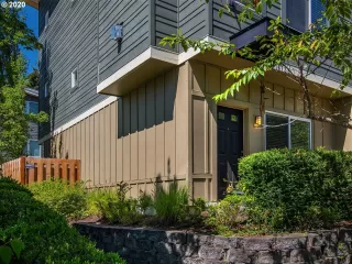 Photo #2: 20454669 Listing 