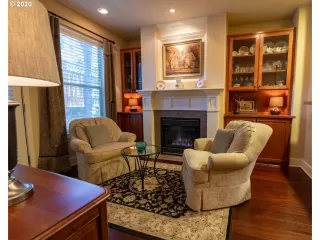 Photo #4: 20454815 Listing 