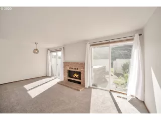 Photo #1: 20455613 Listing