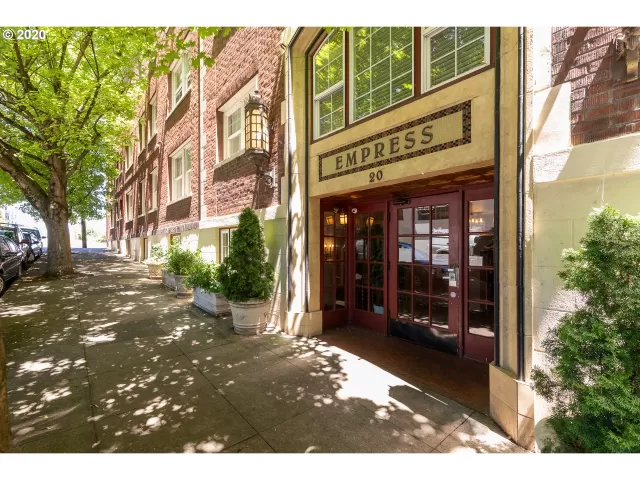 MLS: 20455946 Condo For Sale