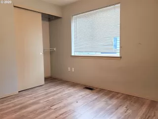 Photo #3: 20456584 Listing