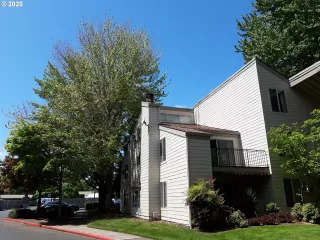 Photo #2: 20456861 Listing