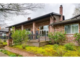 More Details about MLS # 20457849 : 1827 NE 25TH AVE
