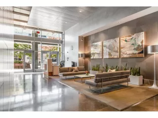 Photo #2: 20458358 Listing