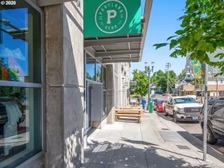 Photo #6: 20459591 Listing