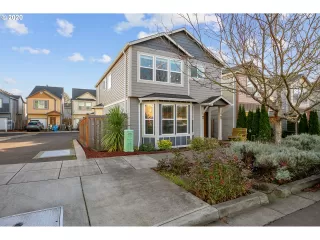 Photo #3: 20459943 Listing