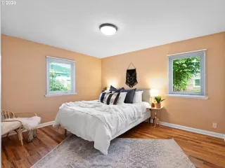 Photo #5: 20461401 Listing