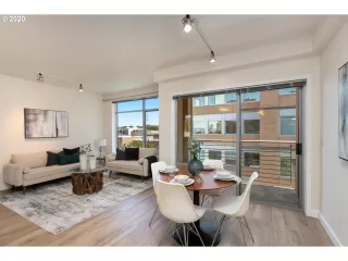 Photo #1: 20461705 Listing