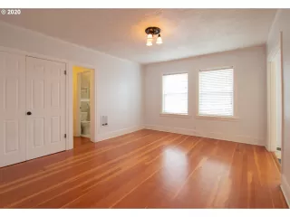 Photo #4: 20461893 Listing