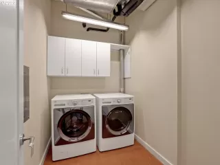 Photo #5: 20462738 Listing