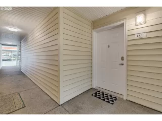 Photo #3: 20464736 Listing