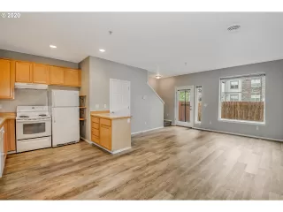 Photo #1: 20465319 Listing