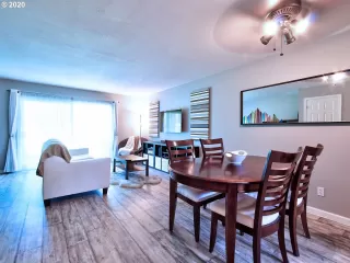 Photo #2: 20465546 Listing