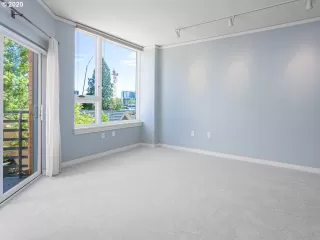 Photo #4: 20465742 Listing