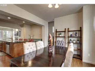 Photo #1: 20467405 Listing 