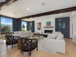 Photo #3: 20468059 Listing