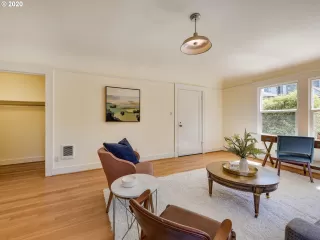 Photo #1: 20468392 Listing