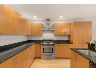 Photo #2: 20468646 Listing