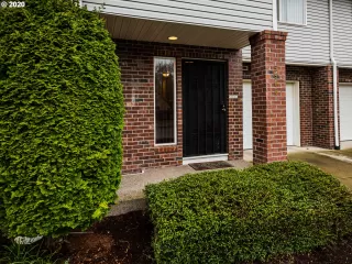 Photo #1: 20469529 Listing