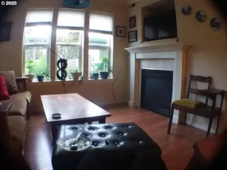 Photo #5: 20470962 Listing