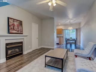 Photo #3: 20471336 Listing