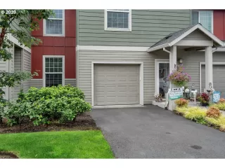 Photo #1: 20472857 Listing