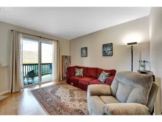 Photo #3: 20472857 Listing