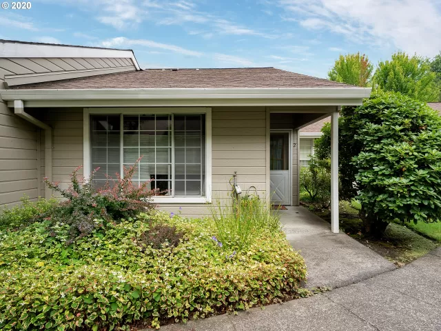 MLS: 20473054 Condo For Sale