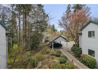 Photo #2: 20473154 Listing