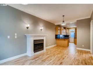 Photo #2: 20474119 Listing