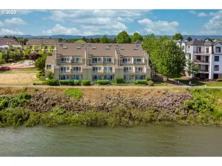 Photo #3: 20475443 Listing