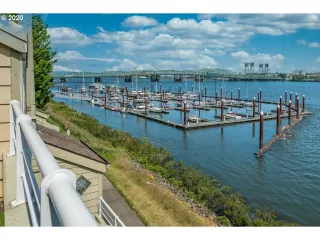 Photo #6: 20475443 Listing