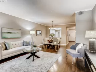 Photo #2: 20476978 Listing 