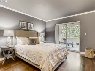 Photo #6: 20476978 Listing 